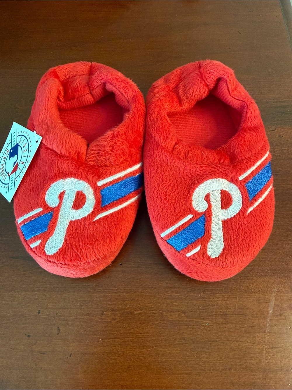 Philadelphia Phillies Slippers Child Size S (8-9) Never Worn
